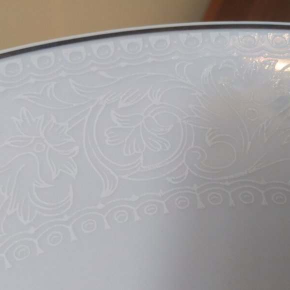 Porcelana Real Brasil Pedestal Cake Stand - Picture 5 of 5